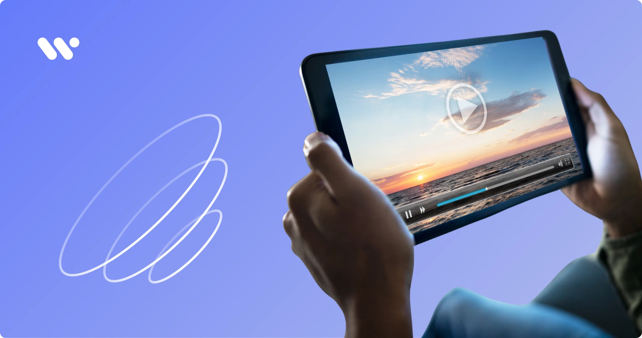 Görme Engelliler Nasıl Film İzler? yazısının kapak görseli. Mavi arka plan üzerinde WeAccess.Ai logosu ve yakın çekimde tablette gün batımı deniz videosu izleyen kişi.